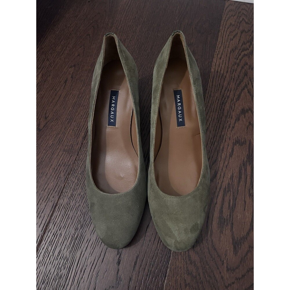 NWOT Margaux The Heel Olive Green Suede Low Pumps Size 37.5 Wide - Picture 11 of 11